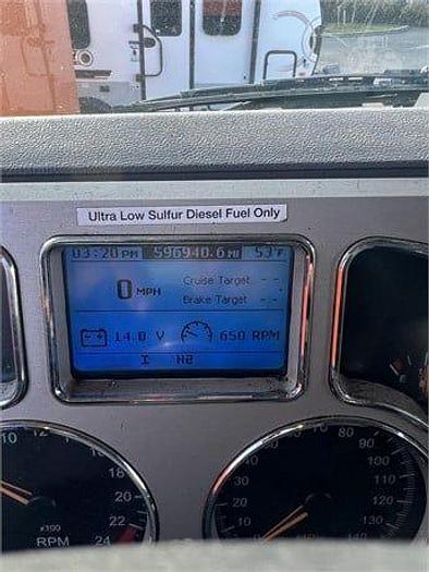 Used 2016 Mack PINNACLE CXU613