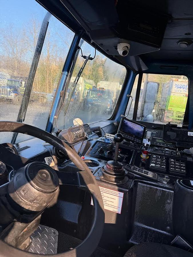 Used 2015 Autocar Xpeditor Acx Packer Garbage Truck