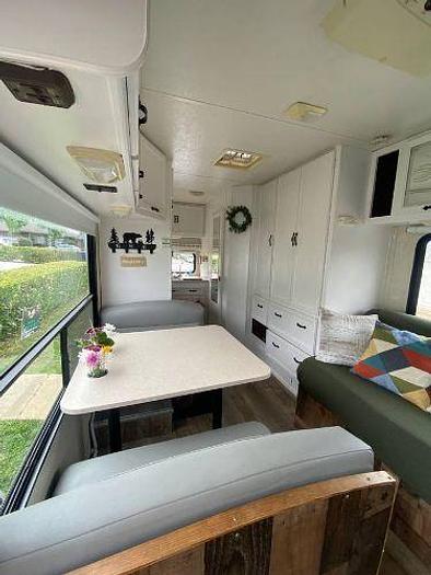 Used 2000 Coachmen Catalina