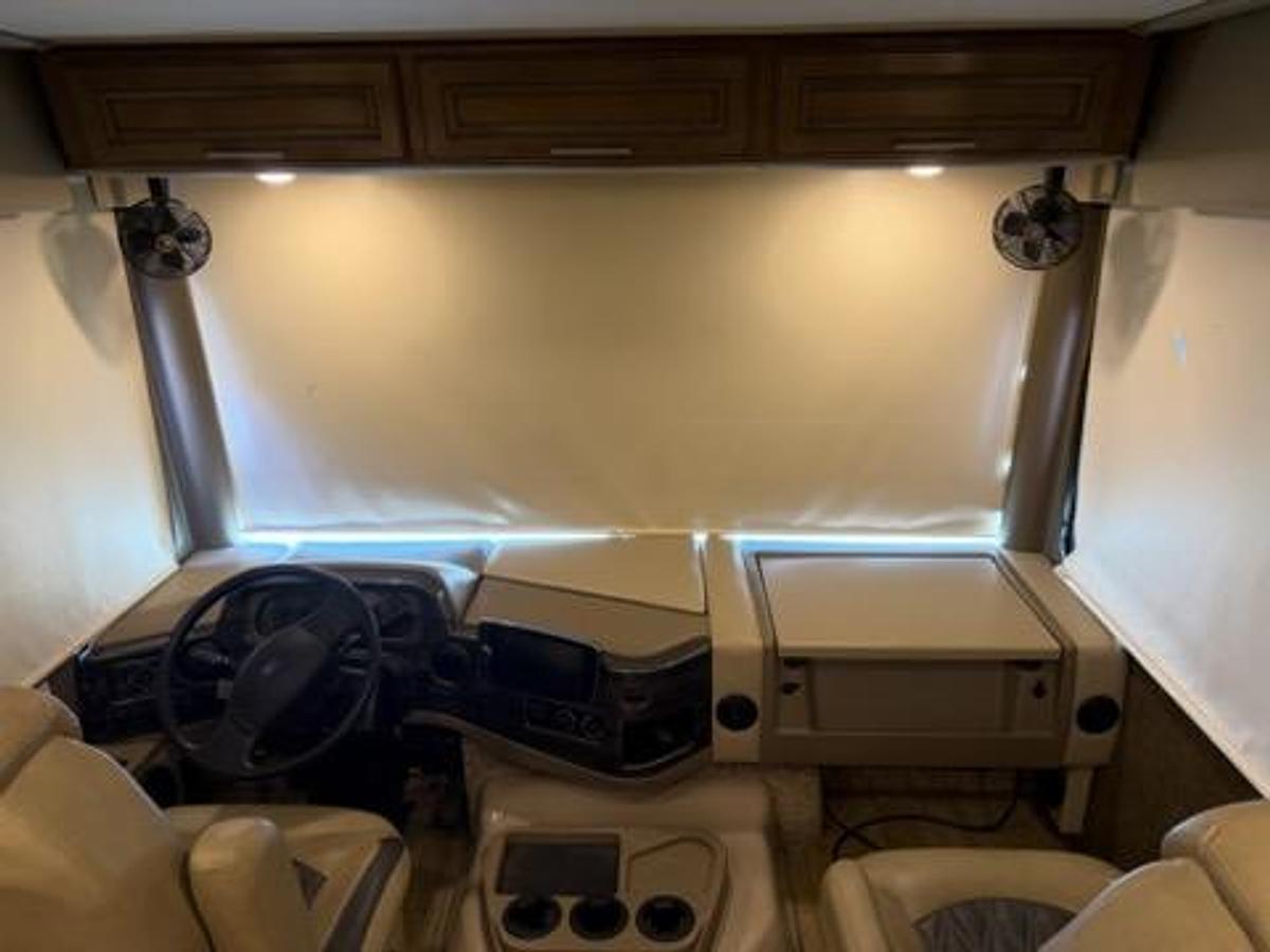 Used 2020 Thor Motor Coach Challenger 37DS Class A Motorhome