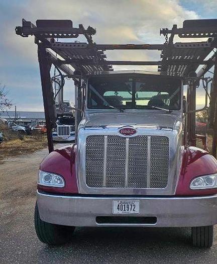 Used 2007 Peterbilt 579 Car Hauler