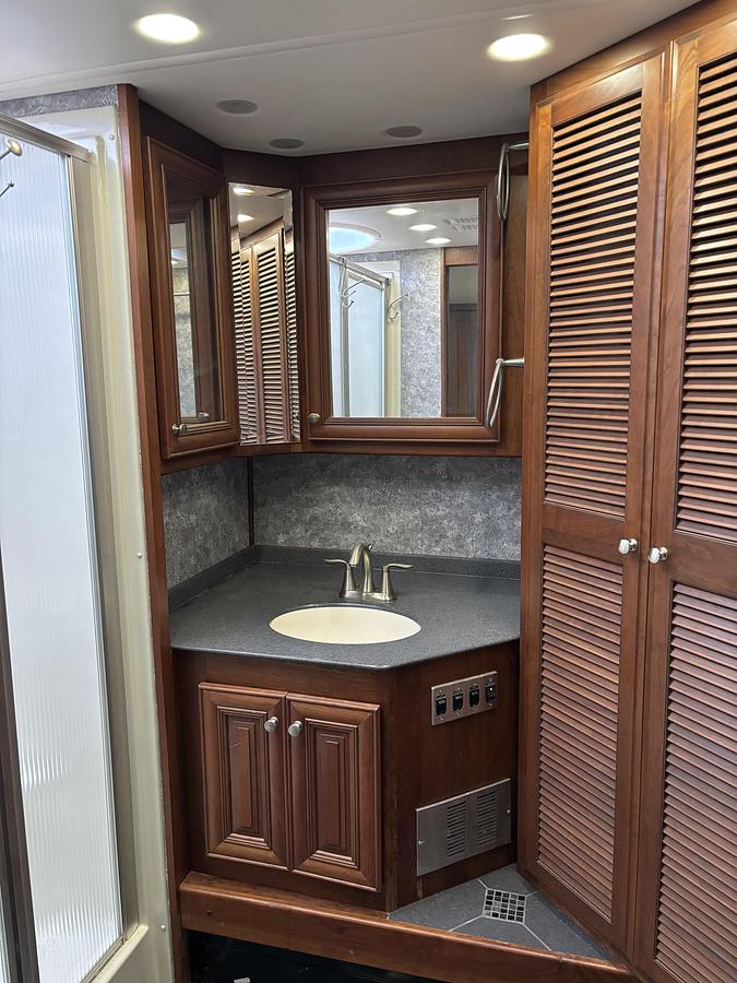 Used 2013 American Coach American Revolution 38S Class A Motorhome