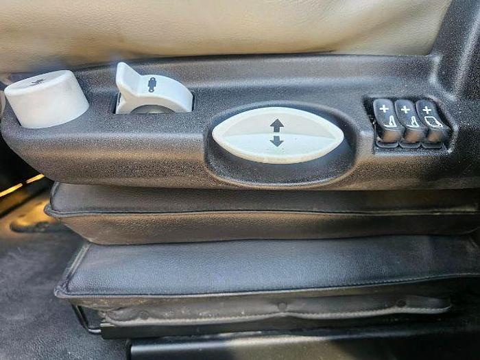 Used 2023 Peterbilt 567