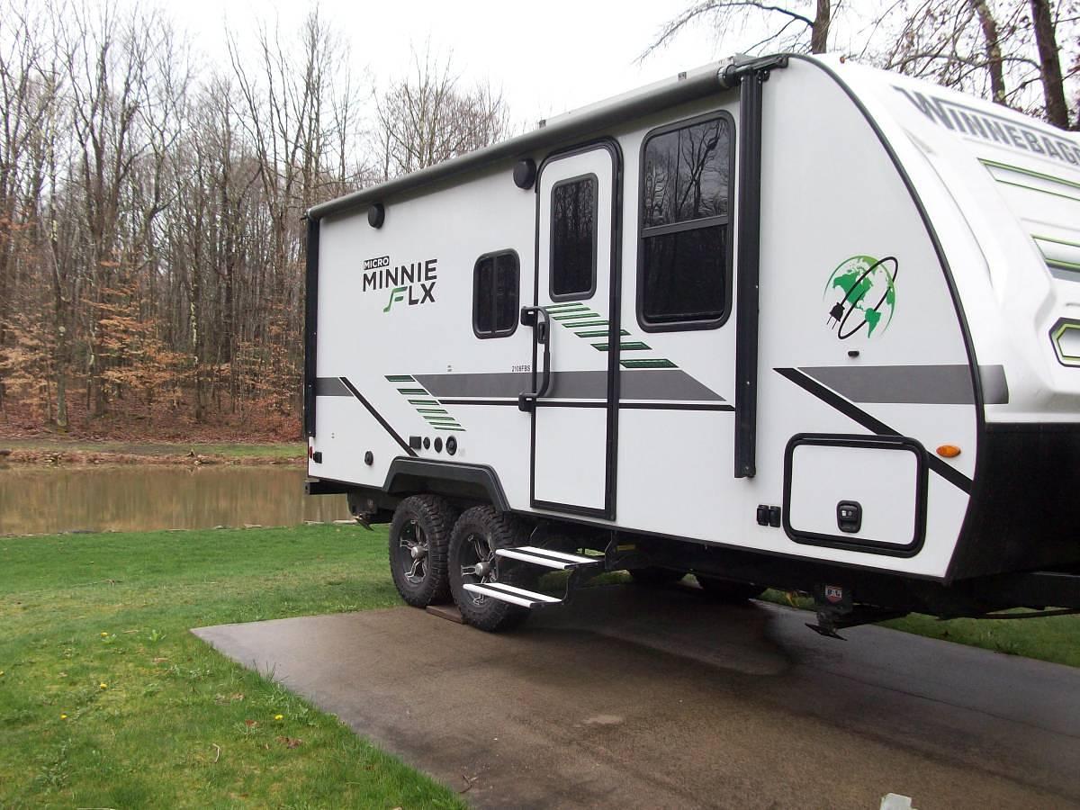 Used 2022 WINNEBAGO MICRO MINNIE FLX