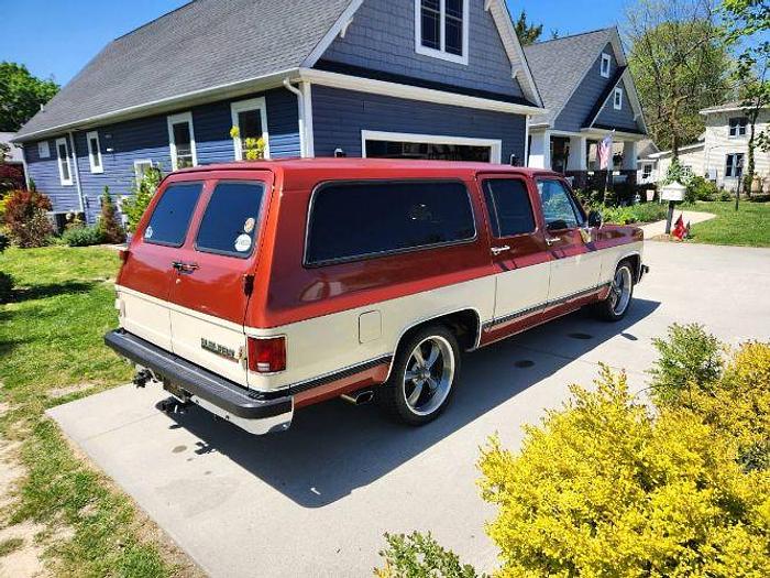 Used 1990 Chevrolet Suburban Silverado Package