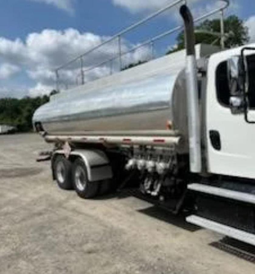Used 2015 Freightliner Business Class M2 106