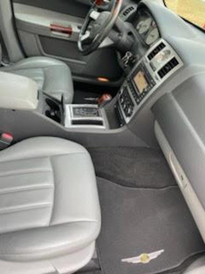 Used 2009 Chrysler 300C (formerly owned by President Barack Obama)