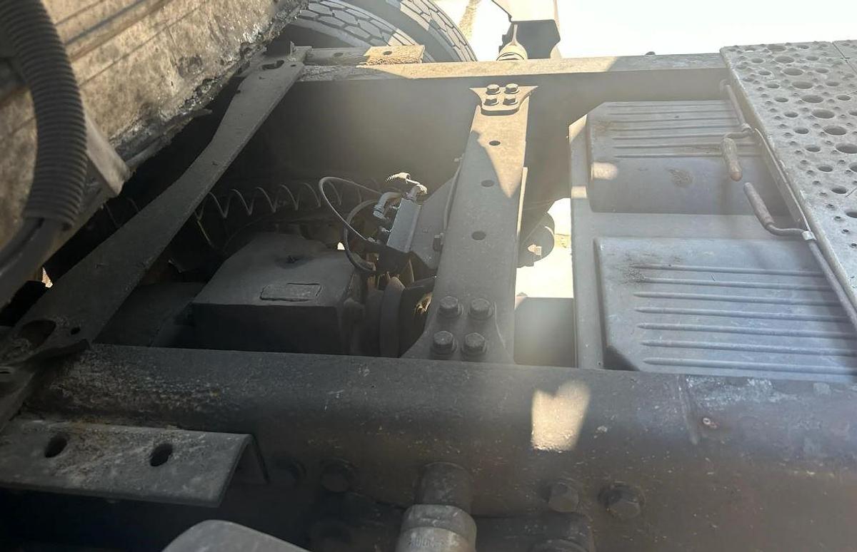 Used 2007 Freightliner Columbia 120 Semi Truck