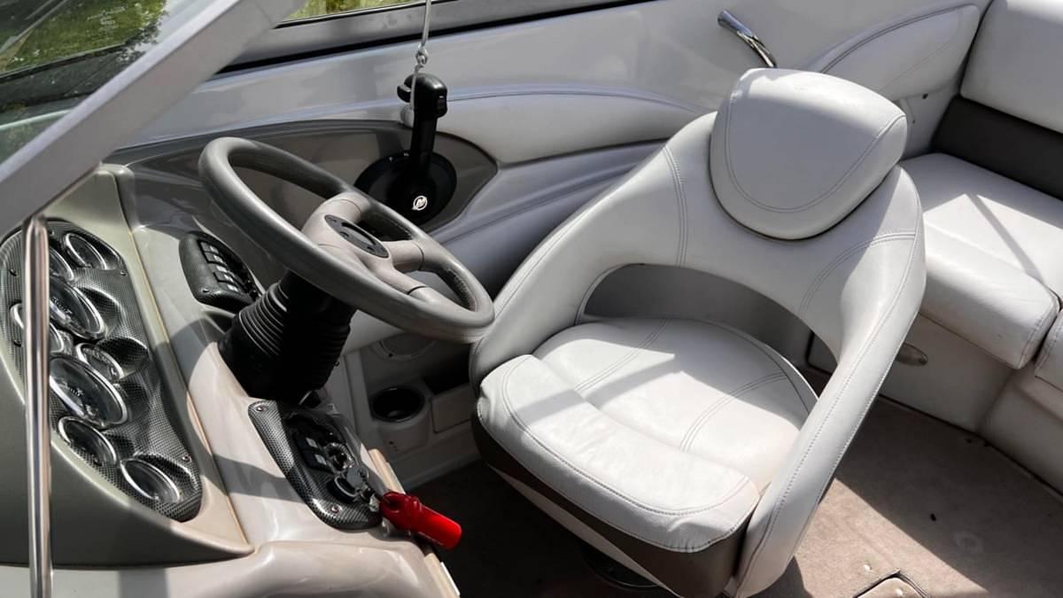 Used 2008 Crownline 305