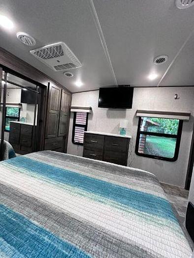 Used 2022 Forest River Rockwood Ultra Lite 2442BS