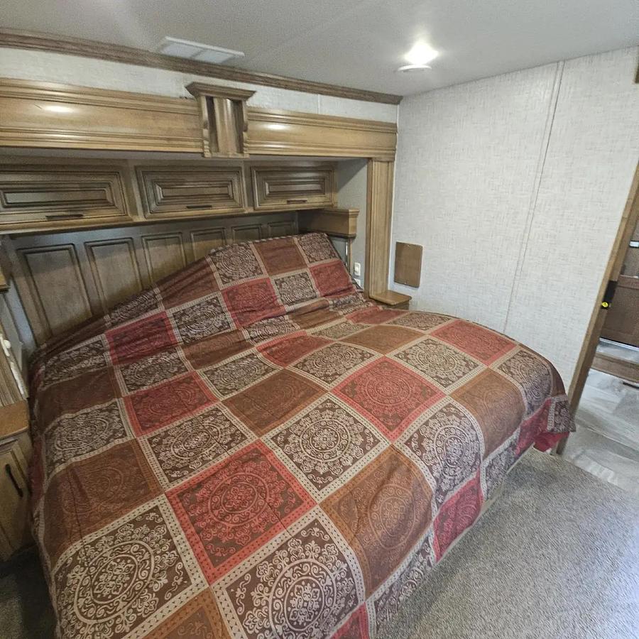 Used 2019 DRV Mobile Suite 44 Houston Fifth Wheel