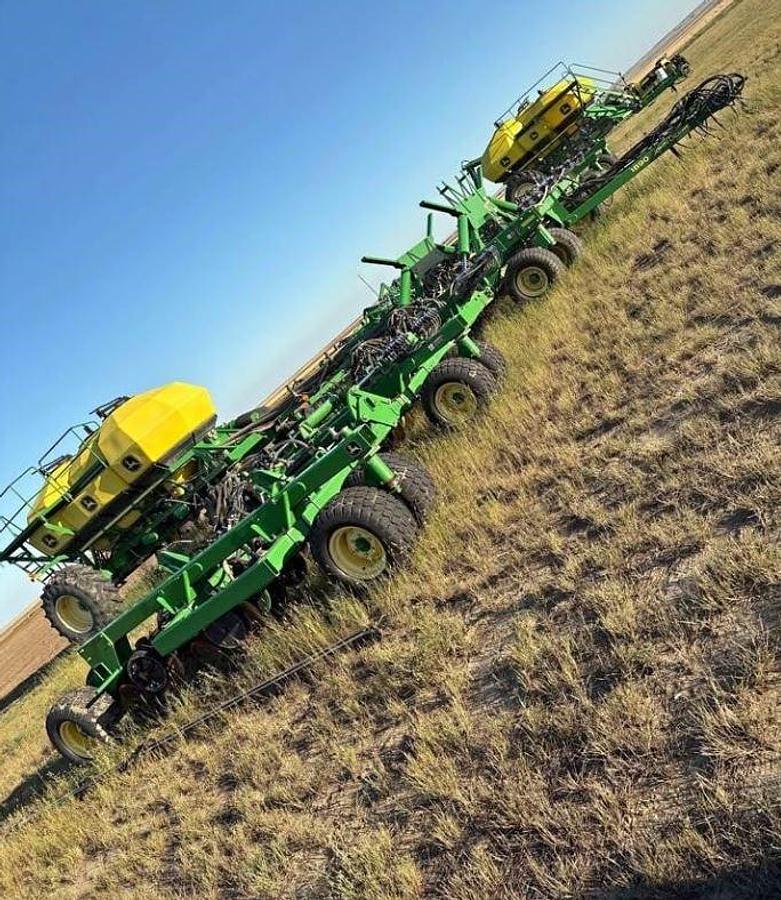 Used 2012 JOHN DEERE 1890 Air Seeder