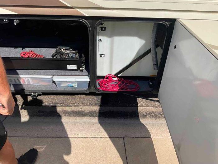 Used 2013 Winnebago Journey 36M