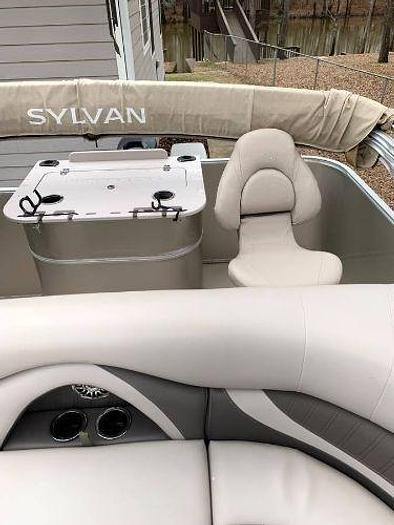 Used 2015 Sylvan Mirage 820 Pontoon