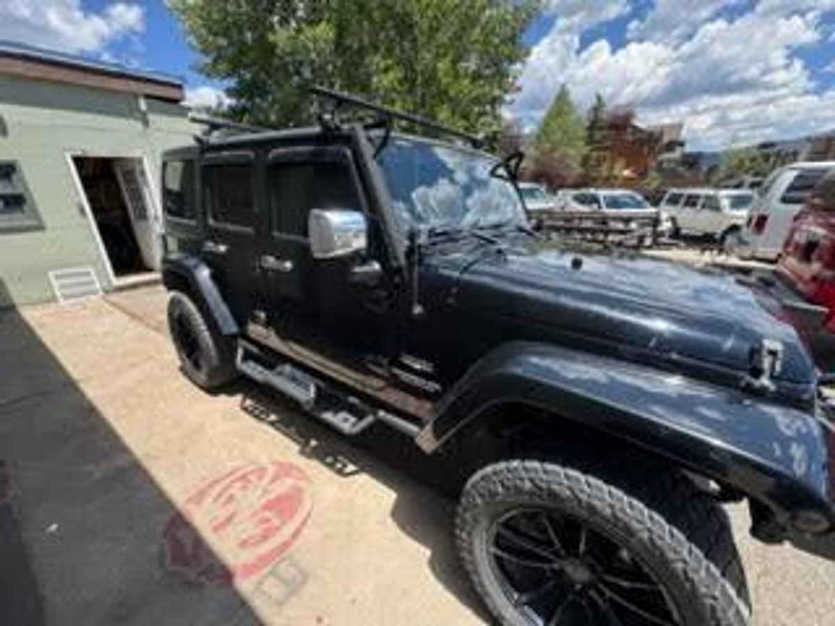 Used 2012 Jeep Wrangler Unlimited Sahara 4WD