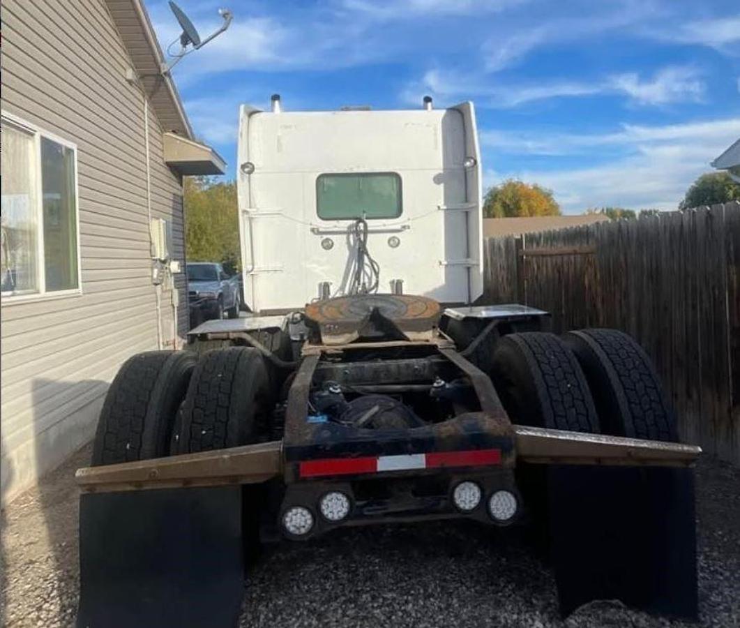 Used 2000 Peterbilt 379EXHD