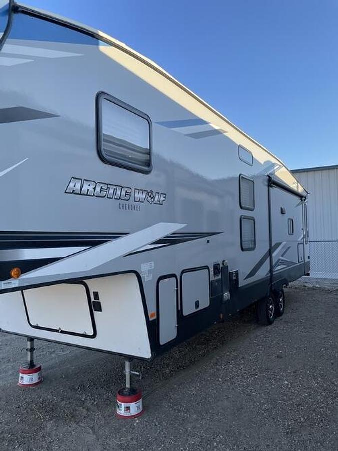 Used 2022 Forest River Arctic Wolf 327MB