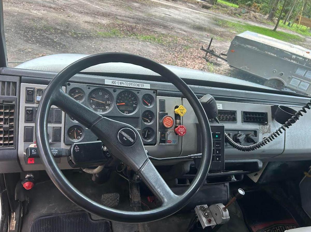 Used Freightliner F180 Dump Truck