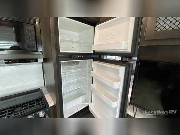 Used 2021 Grand Design Momentum 21G