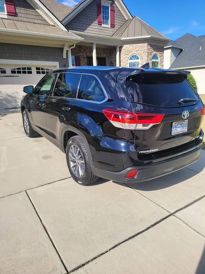 Used 2019 Toyota Highlander XLE
