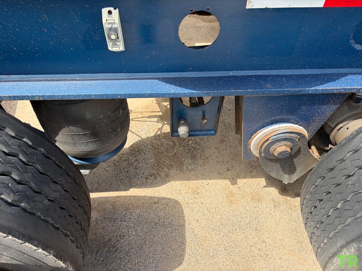 Used 2008 Cozad 28 Ft x 10 In Equipment Trailer