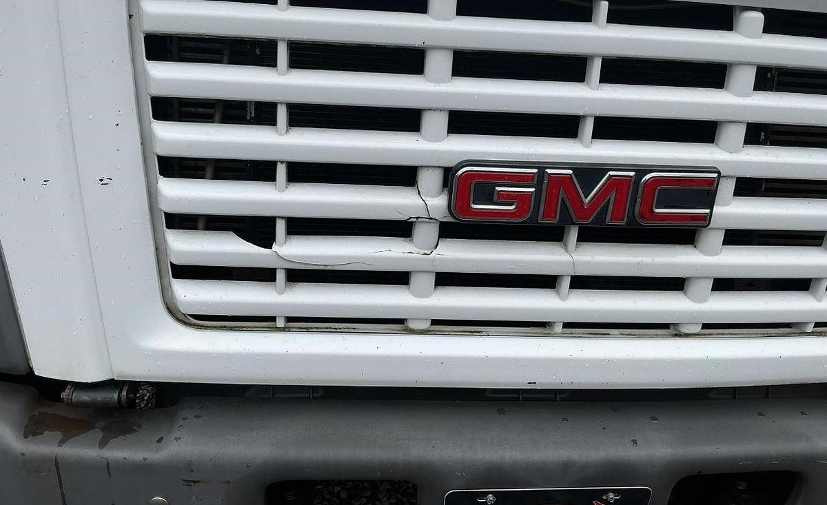 Used 2005 GMC Topkick C7500 Dump Truck