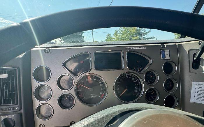 Used 2012 Mack Pinnacle CXU613