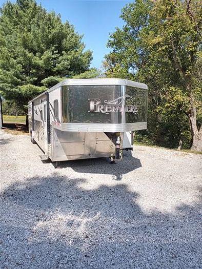 Used 2016 Bison Premier 4 Horse Trailer with Living Quarters