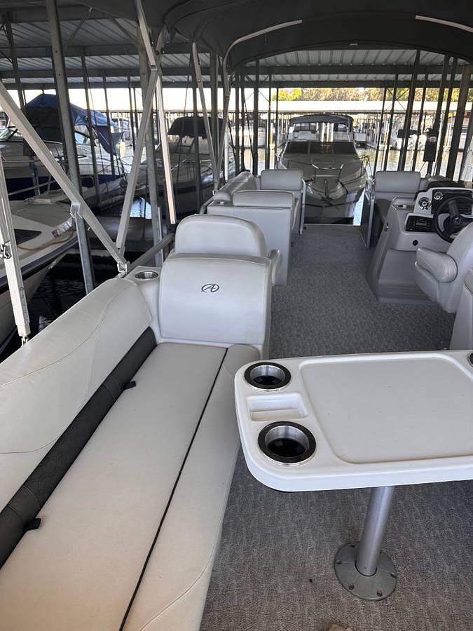 Used 2020 Avalon Venture