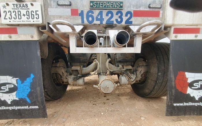 Used 2016 Stevens 42ft Dry Bulk Tank Trailer