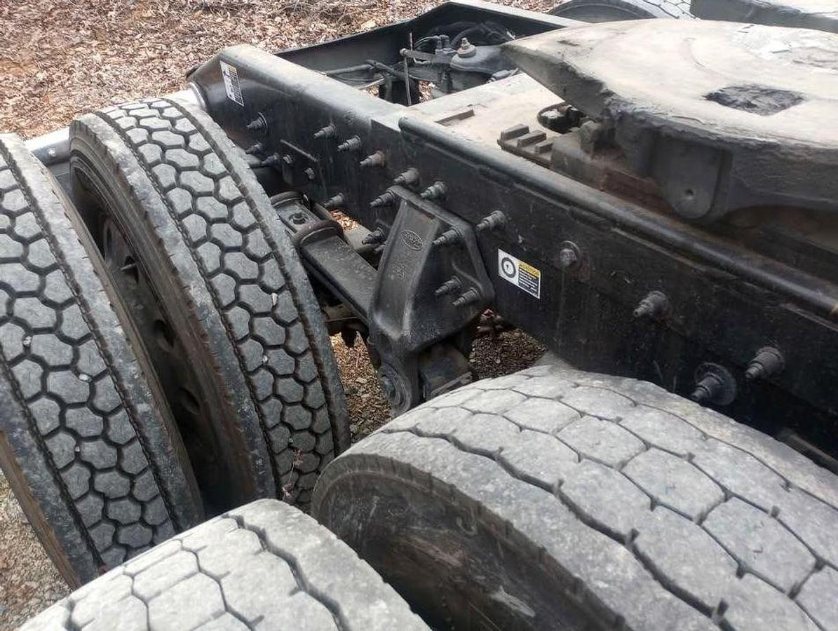 Used 2009 PETERBILT 389