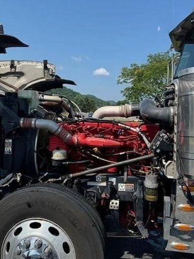 Used 2013 Peterbilt 389