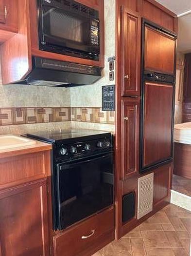 Used 2011 Itasca 2011 Itasca Impulse 26Q