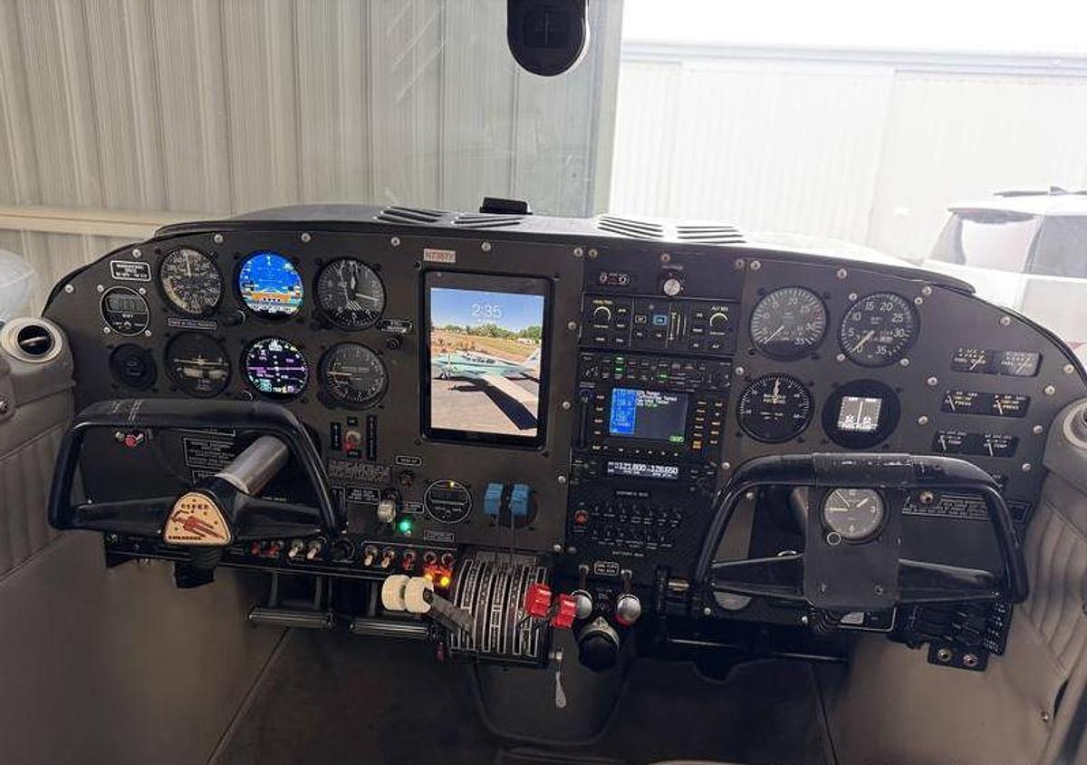 Used 1964 Piper Twin Comanche