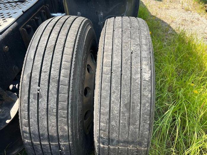 Used 2013 KENWORTH T660