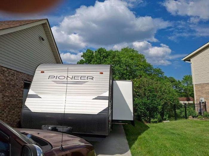 Used 2021 Heartland Pioneer PI BH 305