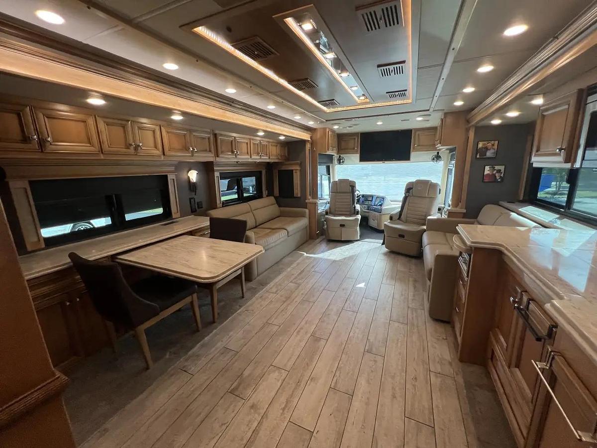 Used 2020 Tiffin Phaeton 37BH