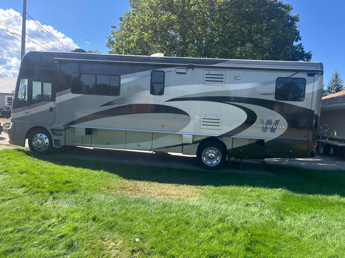 Used 2008 Winnebago Adventurer