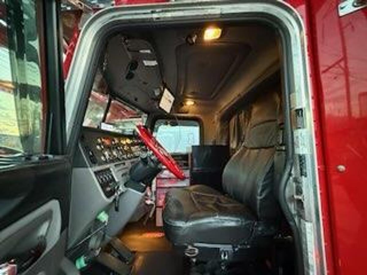 Used 2020 Peterbilt 389 Car Hauler