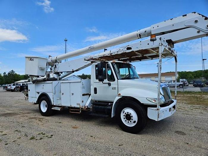 Used 2005 International 4300 DT466