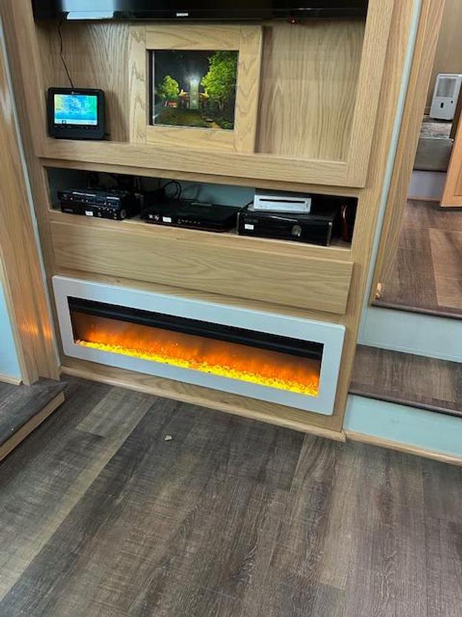 Used 2022 Space Craft V405 Fifth Wheel