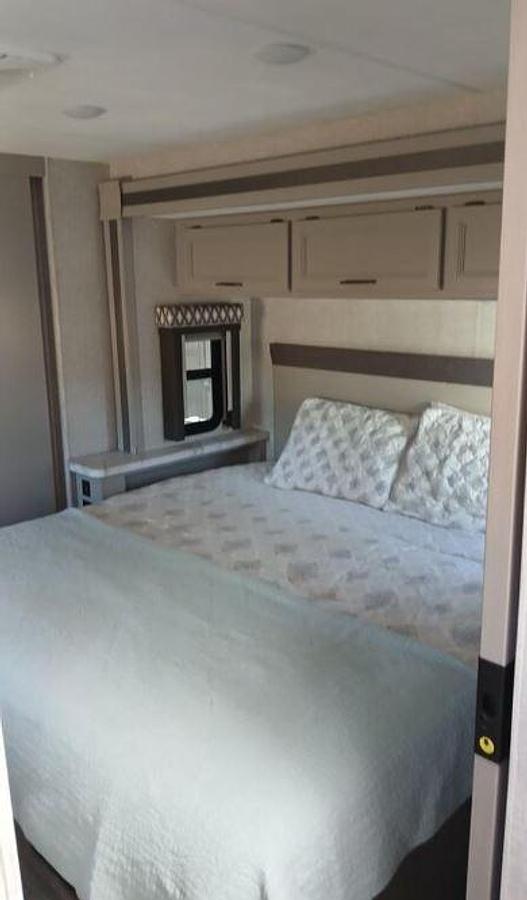 Used 2024 Thor Motor Coach Hurricane 35M Class A Motorhome