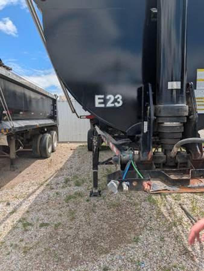 Used 2023 Clement Rockstar 323 End Dump Trailer