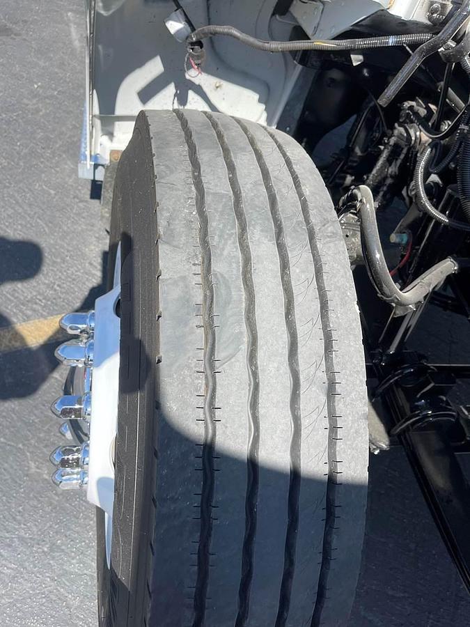 Used 2016 Peterbilt 330 Box Truck