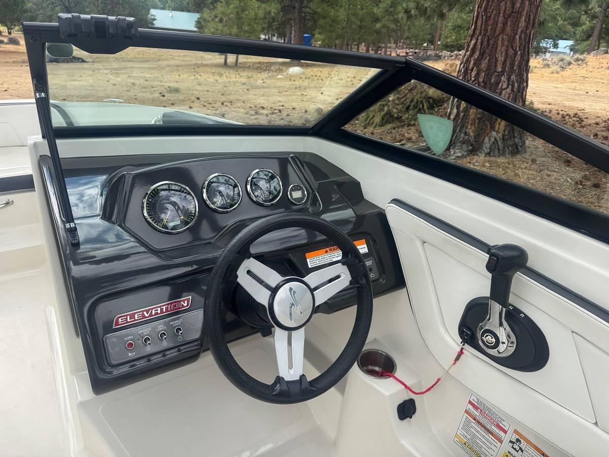 Used 2016 Sea Ray SPX 19