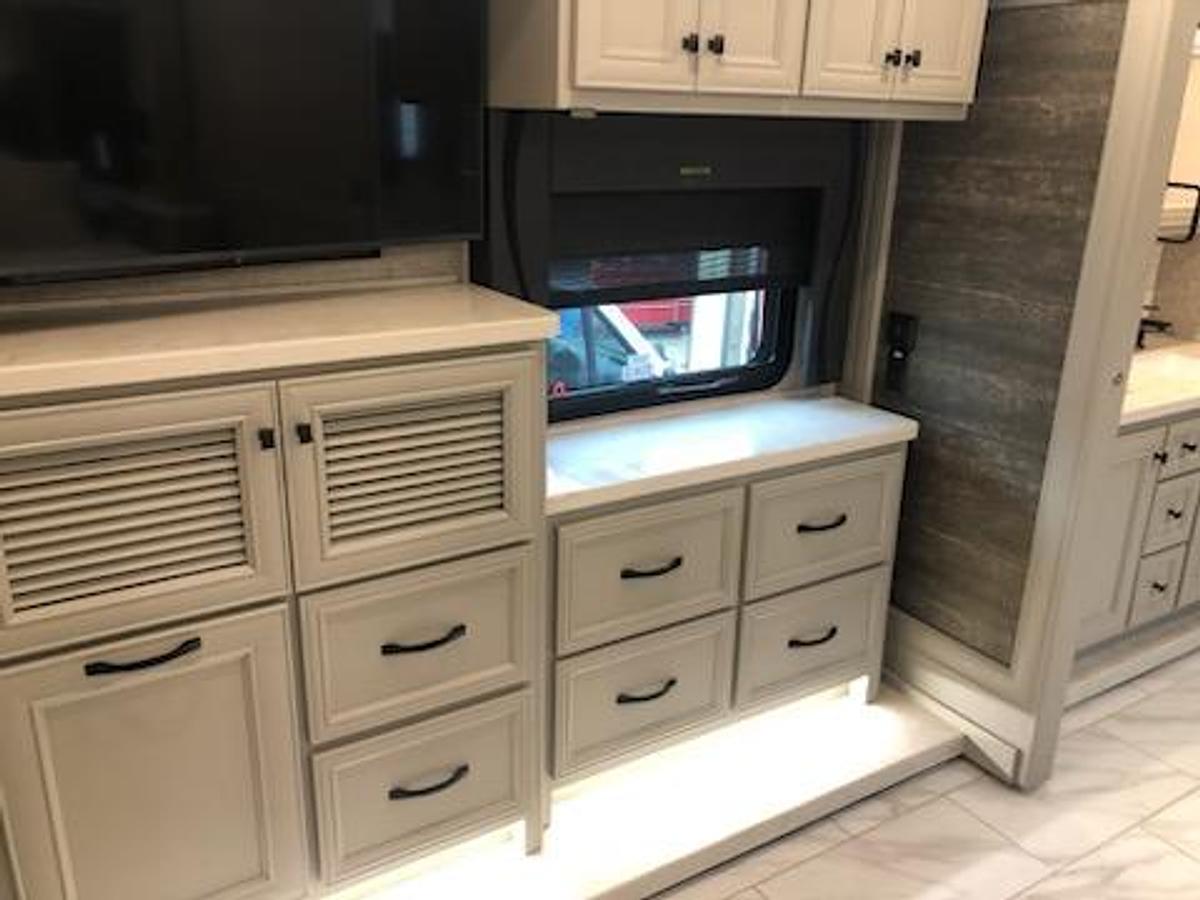 Used 2024 Tiffin Phaeton 40IH Class A Motorhome