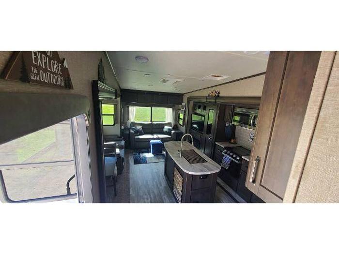 Used 2021 Grand Design Reflection 150 Series 295RL