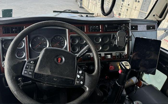 Used 2007 KENWORTH T660