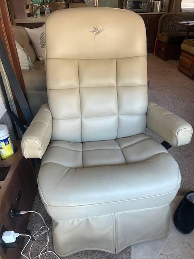 Used 2005 National Tropical