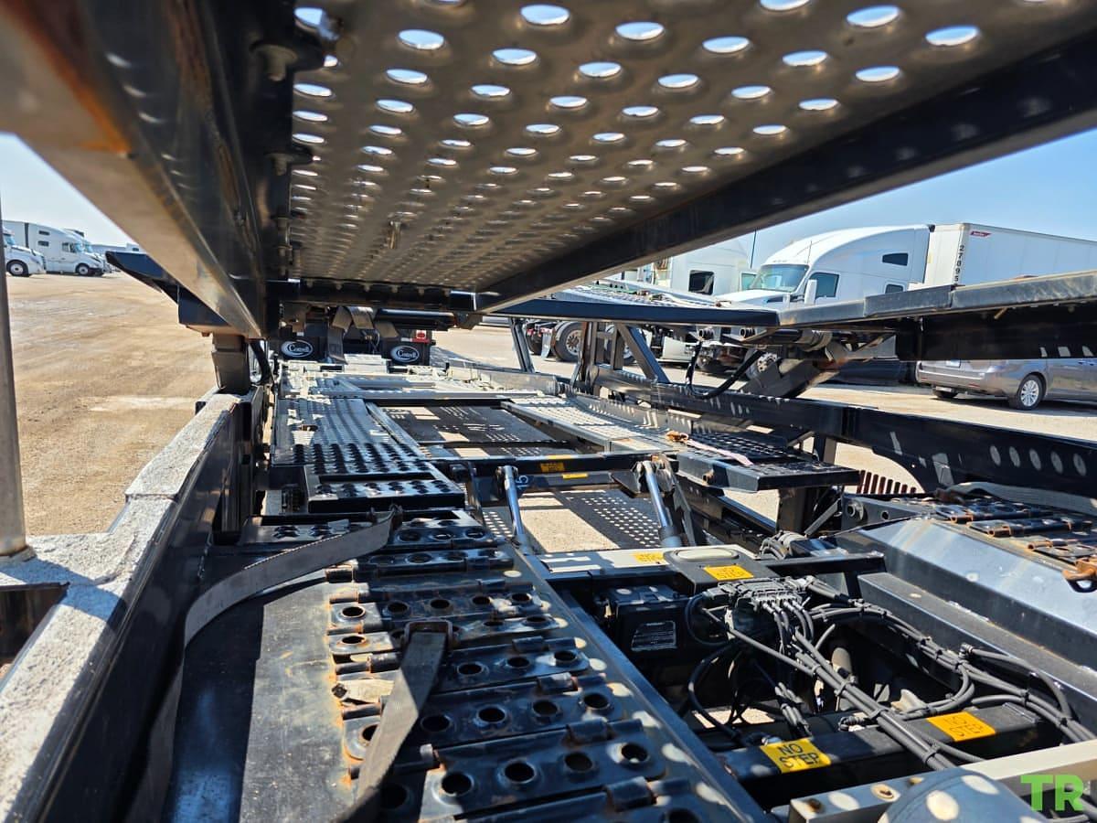 Used 2021 Freightliner 114SD Car Carrier with 2022 Cottrell CX09 Trailer